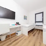 Adoria 아파트 반졸레